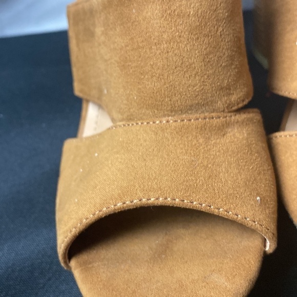 BAMBOO WO SIZE 10 CARAMEL BROWN SUEDE LIKE 4” HEELED ANKLE STRAP SANDAL … - Picture 7 of 16